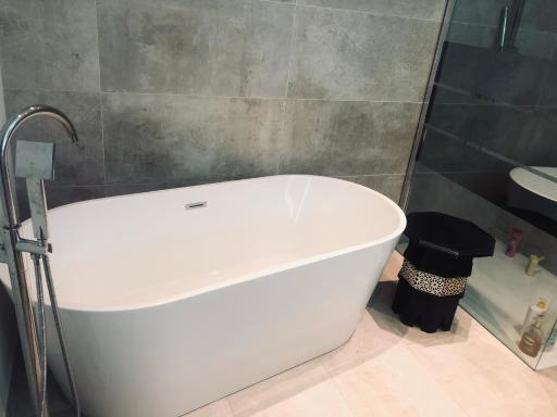 Magnifique villa avec Pool House piscine et jacuzzi - Housity