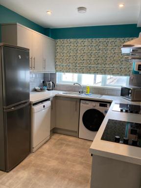 Halfway House - Housity