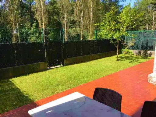 Bajo con jardín en Llanes - Housity