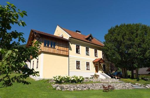 Apartment Hollenstein - Housity