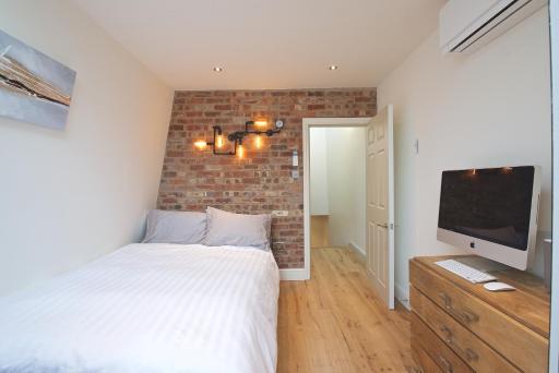MODERN bedroom in London !! - Housity