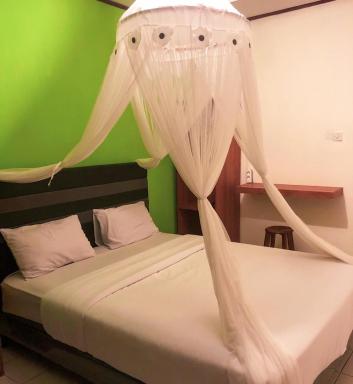 Silverin Bajawa - Housity