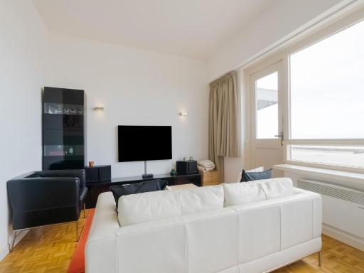 Comfortable apartment in Oostende with sea views - Housity