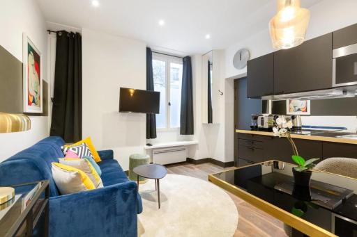 GuestReady - Exquisite Apartment in the Historical 7th District - Housity
