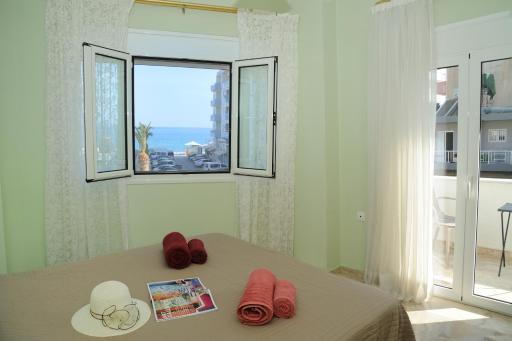 Διαμέρισμα ΑΥΡΑ με μοναδική θέα στη θάλασσα - Housity