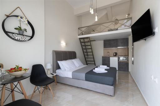 Sunny Studios 1 - Housity