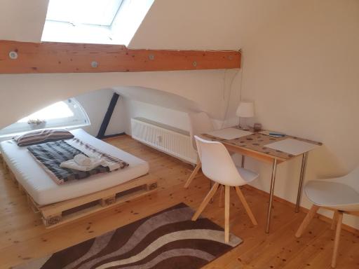 Hotel, Ferienwohnung, Zimmer - Housity