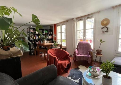 Chambres privées dans grand T4-Paris plein-centre - Housity
