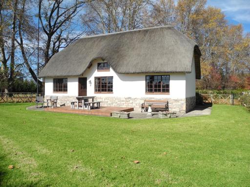Brambly Cottage - Housity