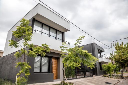 Villanueva Aparts LUX 3 - Housity