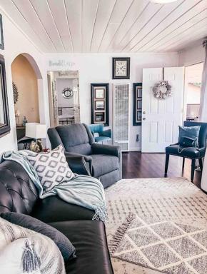 Cozy beach home walking distance from ocean - Housity