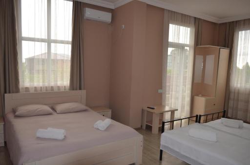 HOTEL Like Mari - Housity