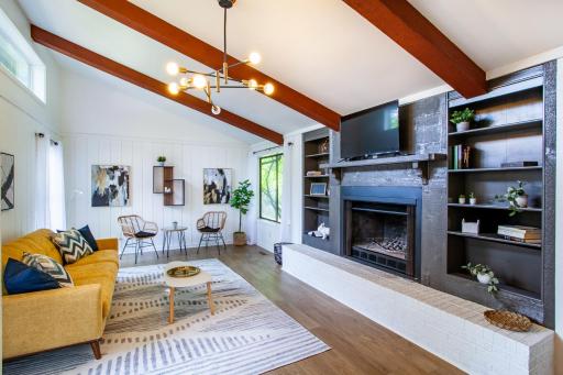 Hidden Lake Retreat - Lake Access, View and Fireplace - Housity