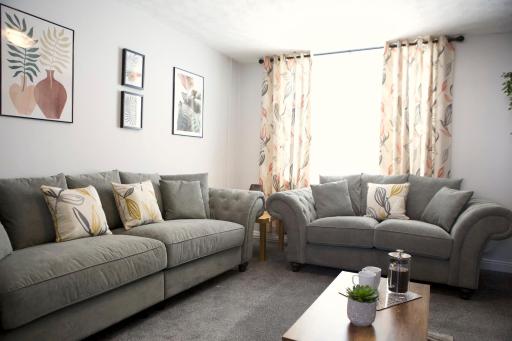 The Flintshire - North Wales - Sleeps Up To 9 - Housity