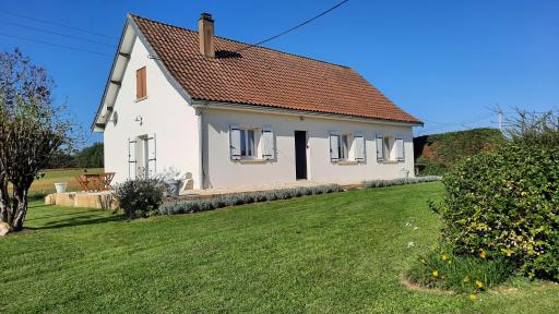 Le Gîte de Mau, Villa in a natural setting, car park and free wifi - Housity