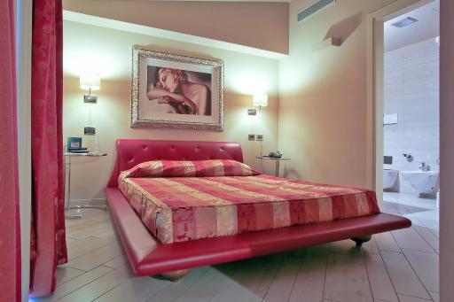 Hotel Touring - Housity
