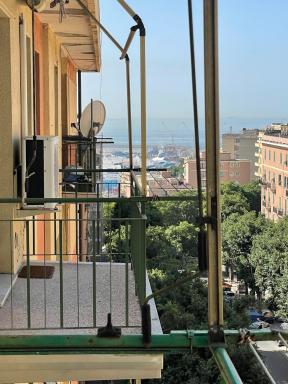 VIA BOLOGNA NEL VERDE SOPRA IL PORTO - GenovaInRelax - Housity