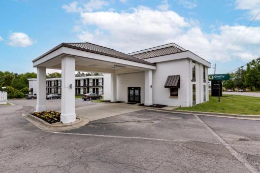 Quality Inn - Roxboro South - Housity