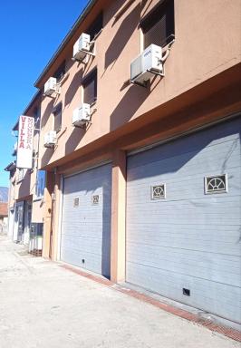 Villa Monera Apartments & Rooms & Free Garage - Housity