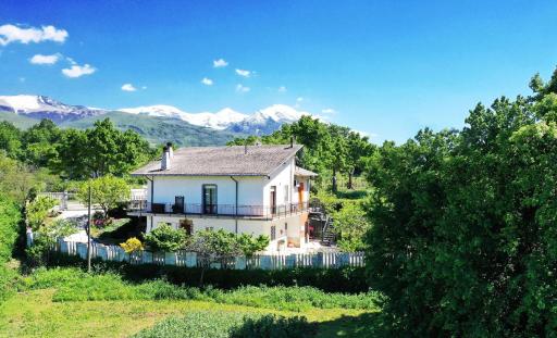 Il Canto degli Uccelli - Housity