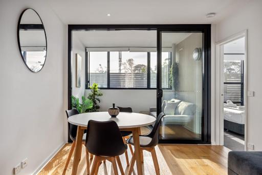 Wattle Beachside Apartment - Housity