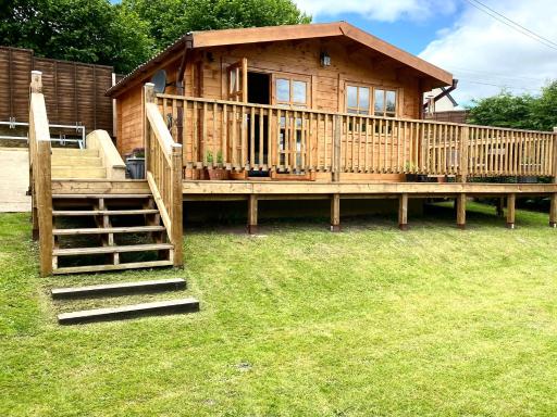 The Postage Stamp Cabin - Housity