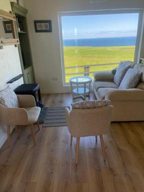 Claureen Cottage - Housity