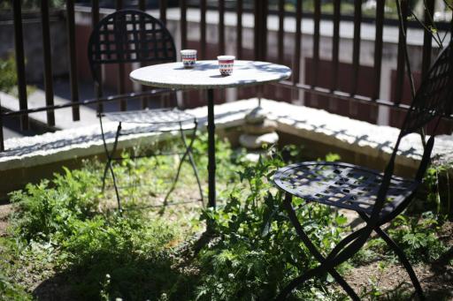 Apartment with lovely garden - Housity