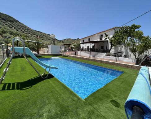 Alojamiento Rural Cortijo Alameda, Las Lagunillas - Hizvo