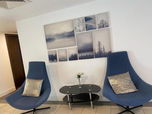 STAYD - LUXURY PRIVATE APARTMENT with VERSACE DECOR - Housity