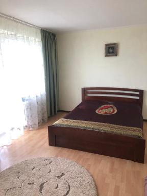 Квартира з виглядом на озеро - Housity