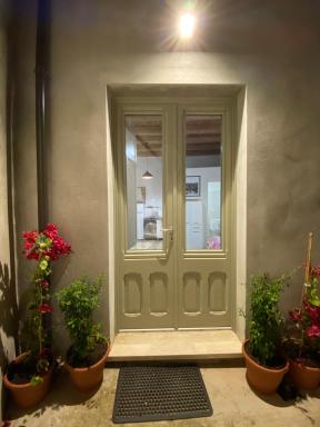 Studio 18 - Housity