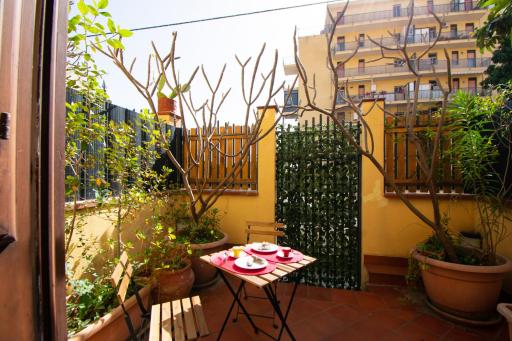 Art House Arenella con Terrazze by Wonderful Italy - Housity