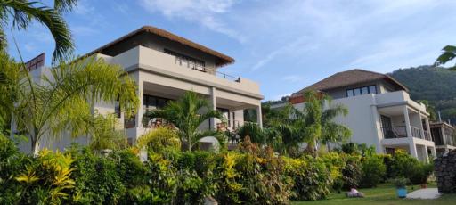 Blue Lagoon - Housity