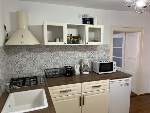 BRICK VILLA - Housity