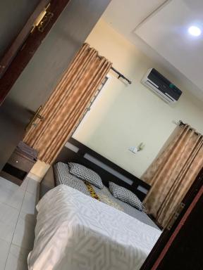 F&B Serviced Apartment Abeokuta - Housity