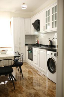 Misho Apart - Housity