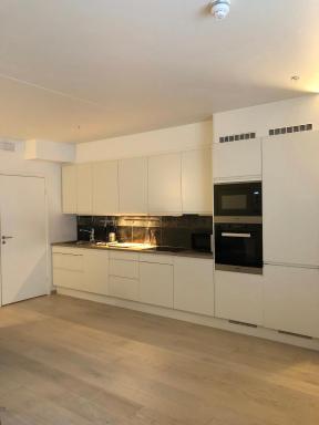 City Center Oslo- Venice Apartment Sea Side Three-Bedrooms and Two Toilettes - Housity