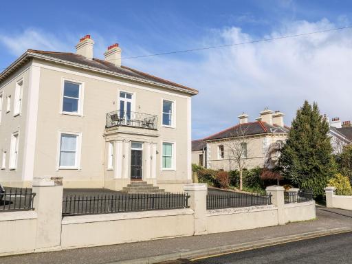 Sea Breeze - Housity