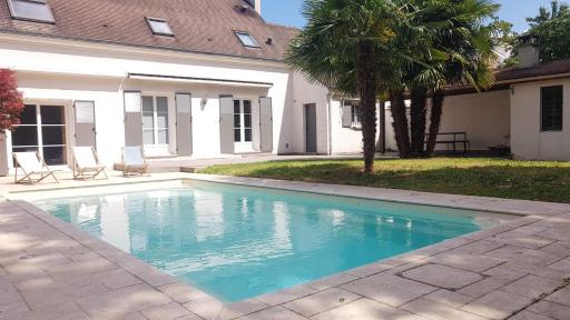 Pool house in Disneyland BMYGUEST - Housity