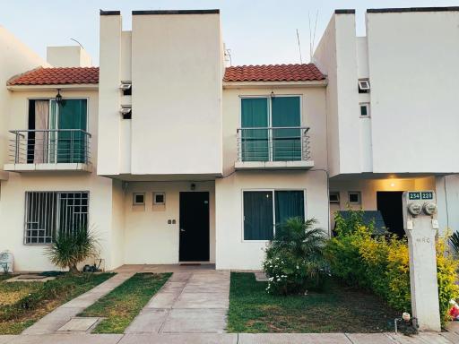 Casa Real San Marcos A en Privada Zona Norte - Housity