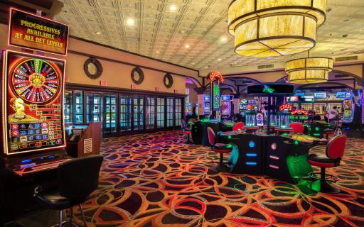 Silver Sevens Hotel & Casino - Housity