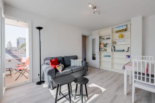 The Bells - Charming T2 near the Lake - Housity