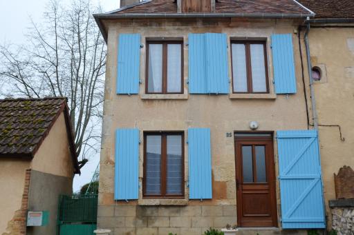 Maison accueillante a Saint Amand en Puisaye avec jardin - Housity