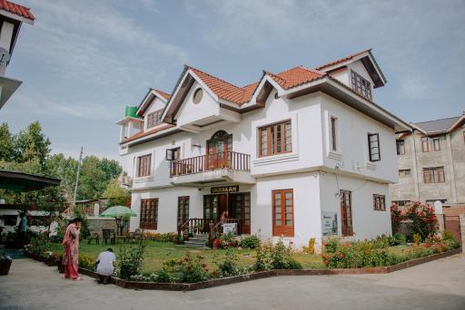 SETHI's HOMESTAY - Housity