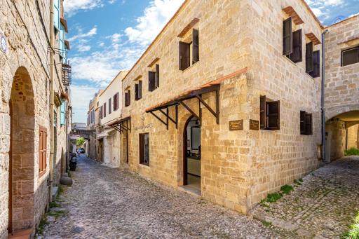 Medieval Poem - Housity