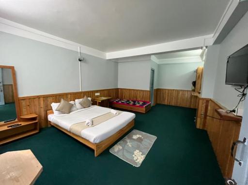 Golden Kang Lachen - Housity