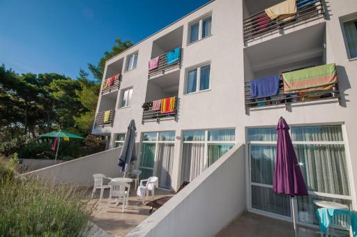 Hotel Mirta - Housity