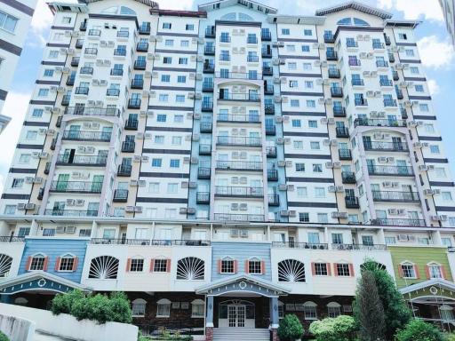 1 Bedroom unit with overlooking seaview at Banawa. - Housity