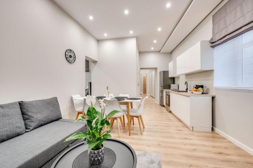 Central Platinum Apartments 29 - Housity